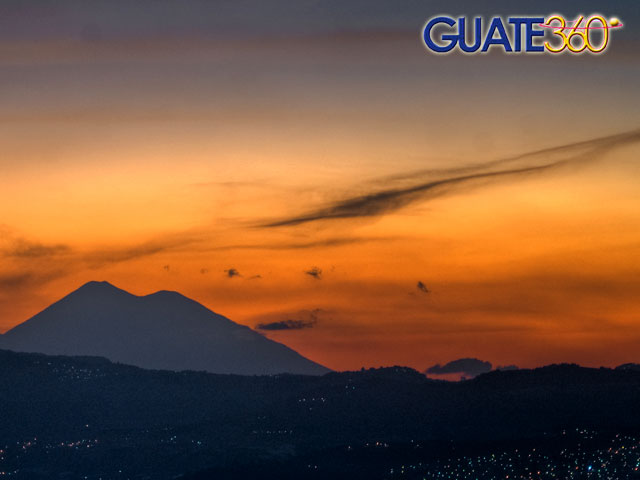 Ciudad de Guatemala en un hermoso atardecer