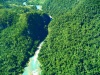 Rio entre la naturaleza de Huehuetenango