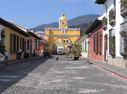 La Antigua Guatemala: "La Muy Noble y Muy Leal Ciudad de Santiago de los Caballeros"