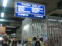 Las delicias de Doña Mela en el mercado central