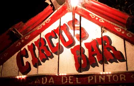 Circus Bar de Panajachel, en el Lago de Atitlan