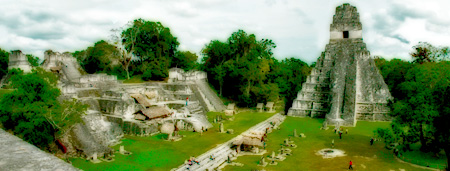 Fotos de Tikal en la plaza mayor