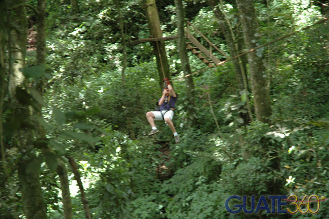 Deslizándose en el Canopy