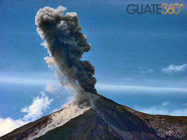 Volcán de Fuego en acción