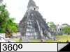 360> Al lado de la plaza central de Tikal