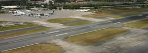 Aeropuerto Internacional la Aurora