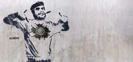 Fidel Castro, la Orden del Quetzal y Álvaro Colom