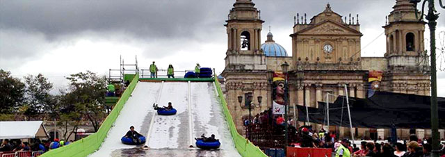 Pista de patinaje sobre hielo en Centro Histórico
